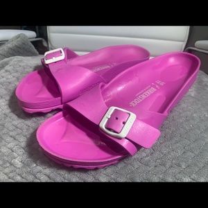 EUC Fuchsia Birkenstock sandals size 40